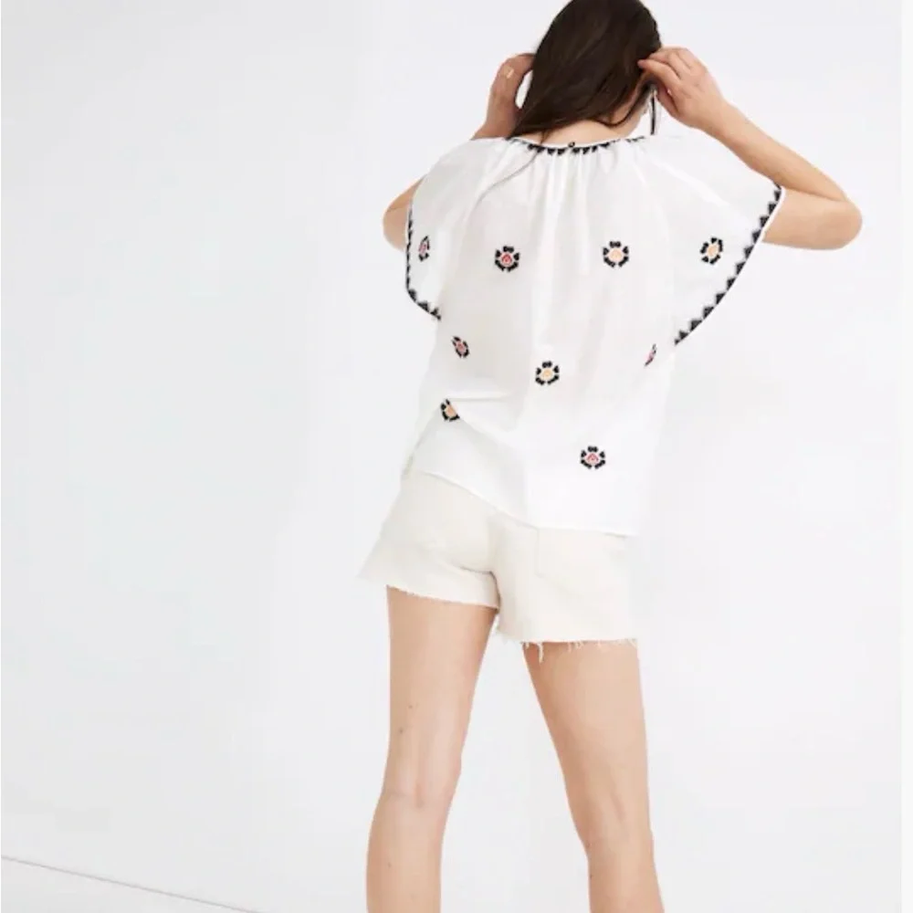 Madewell Embroidered Flutter Sleeve Top Size M - Picture 3 of 12